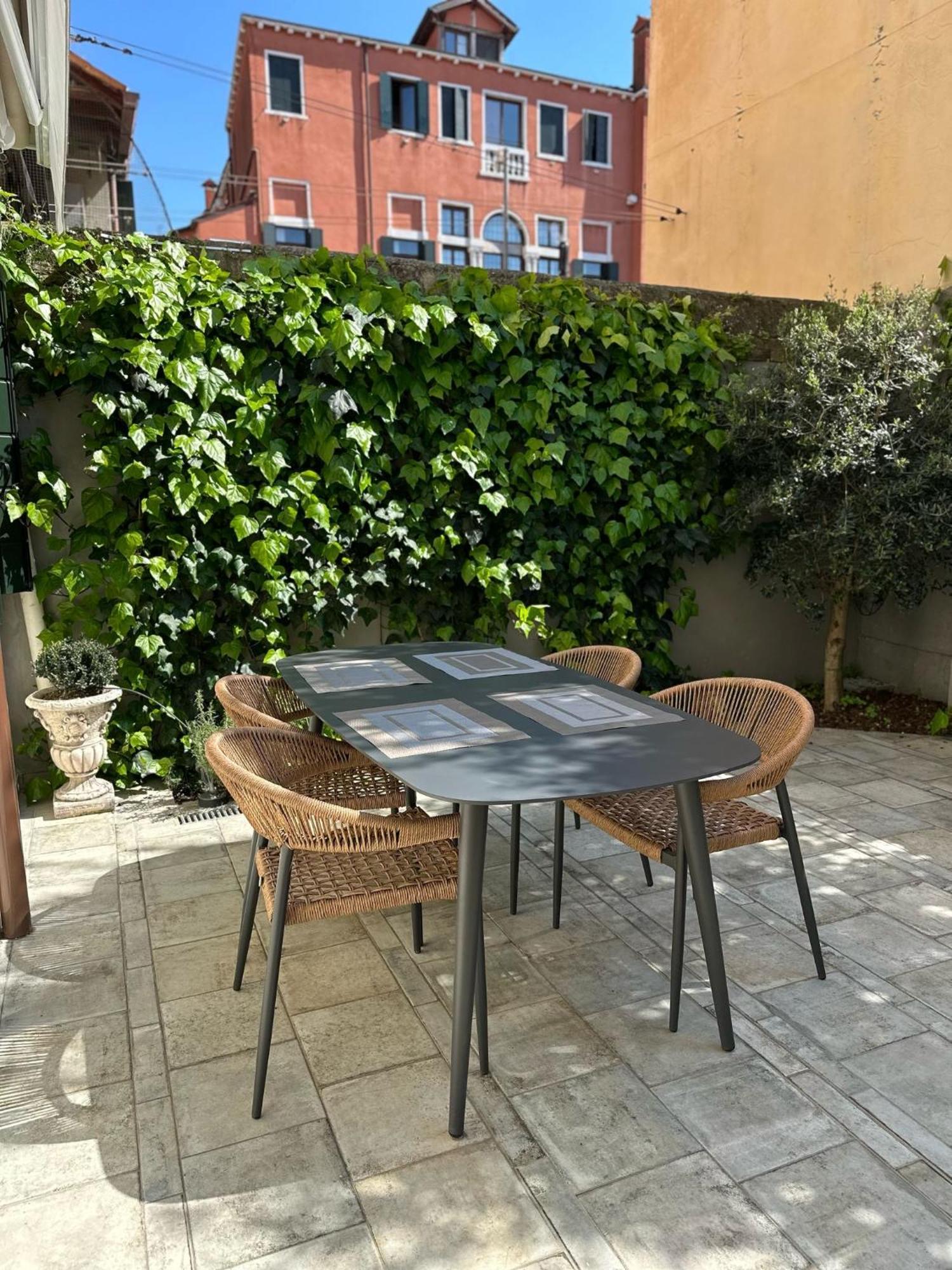 Wow Garden In The Heart Of Venice Luaran gambar